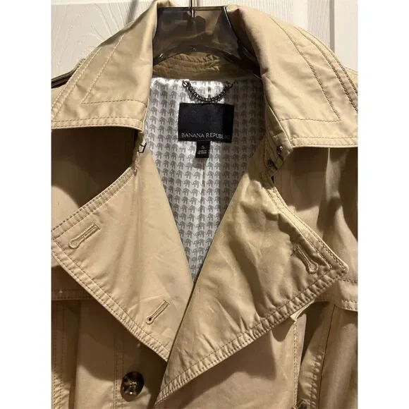 Banana Republic Women's S Beige Trench Coat‎ Double-Breasted Leather Belted